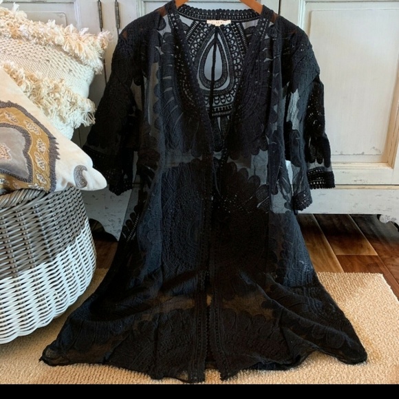 Eyelet Lace  Duster Jacket Black - Picture 2 of 5